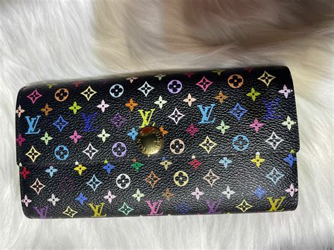 lv 銀包 2021|2021 女裝名牌銀包推薦：20 款容量大、耐用、值得投資的名牌長 .